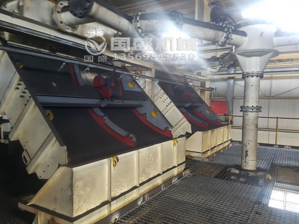 自動翻轉(zhuǎn)弧形篩 自動翻轉(zhuǎn)弧形篩